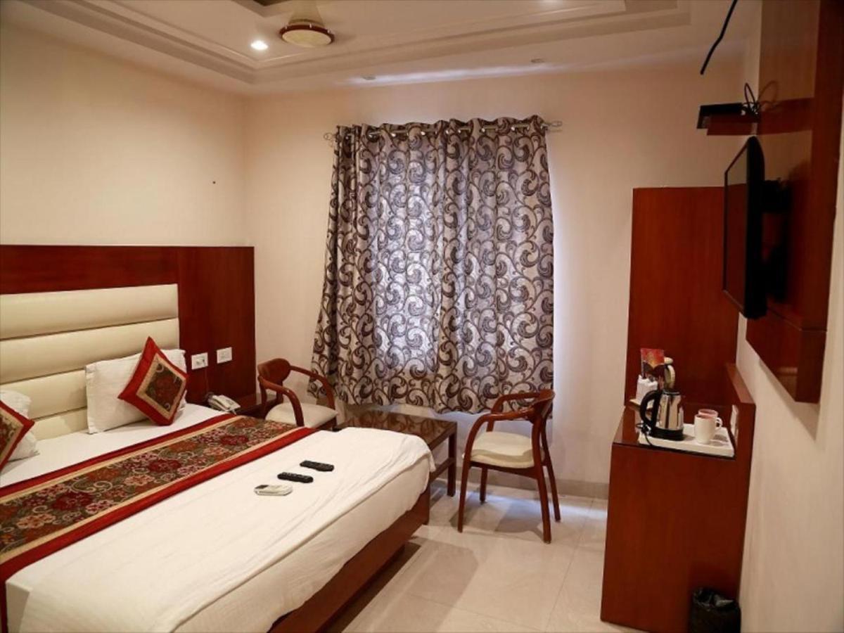 Hotel New City Lite Near Igi Airport Delhi 新德里 外观 照片